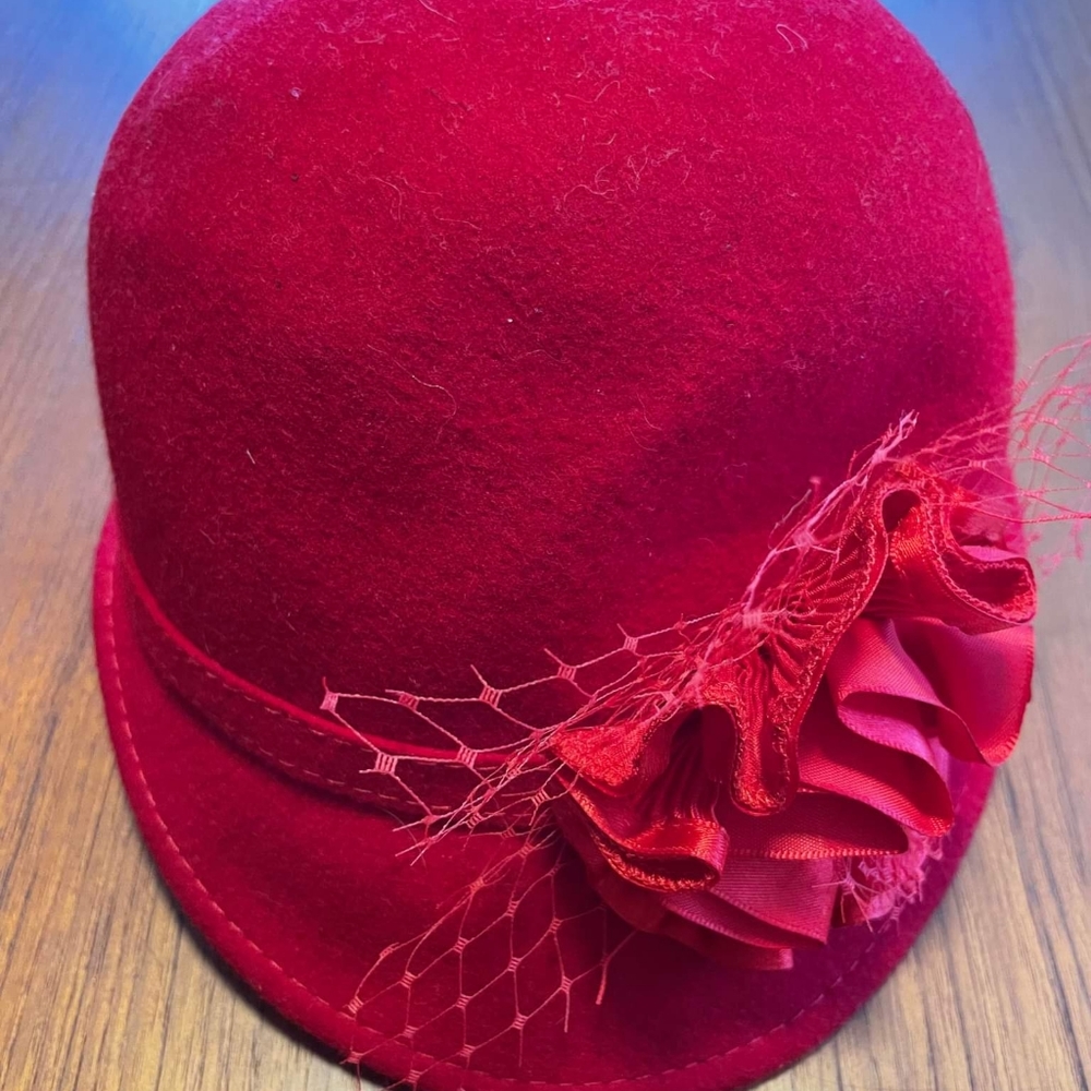 Paris made, Flapper Hat